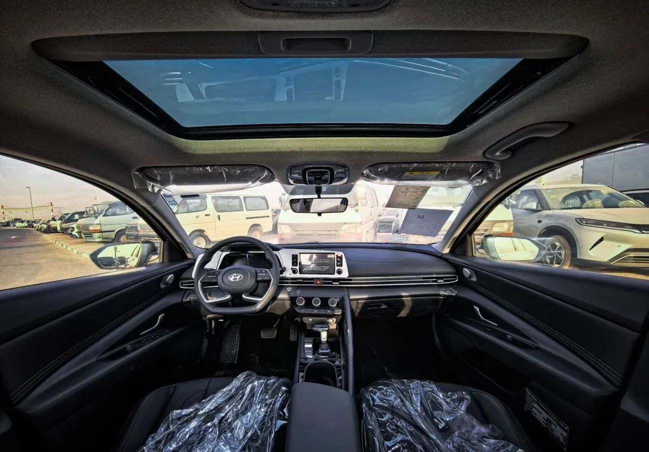 هیوندای الانترا 1.5L فول آپشن 2025 مشکی