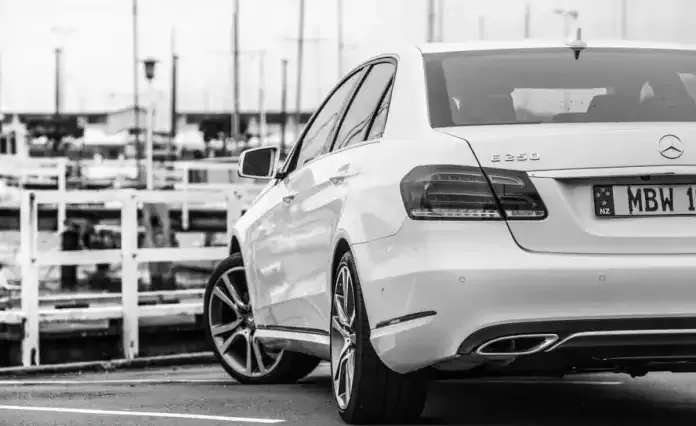 مرسدس بنز E250 4Matic 2.0L سفید 2025